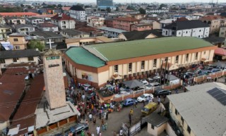 特朗普威胁对尼日利亚采取军事行动，称为保护基督徒