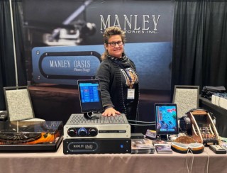 特朗普关税政策让小企业苦不堪言："我很愤怒，自己的政府竟这样对我"