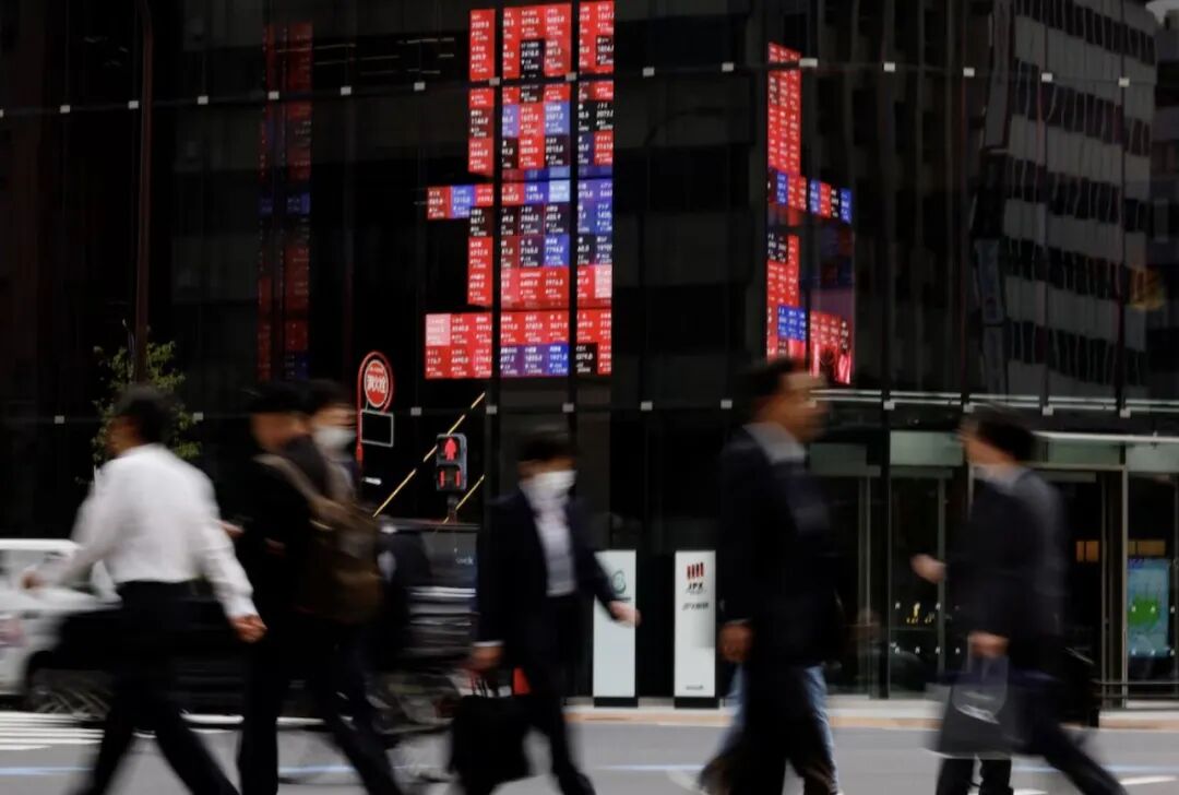 日元再临极限关口：历史级干预会不会重演？日本工资增长能否撑起2%通胀 美日USDJPY走势  第1张